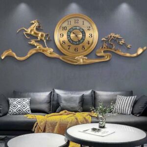 Đồng hồ cao cấp bằng đồng ngựa vàng